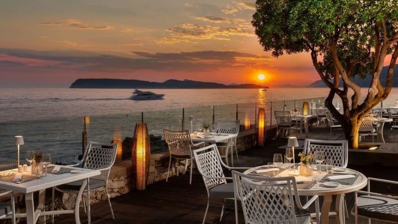 Royal Princess Hotel